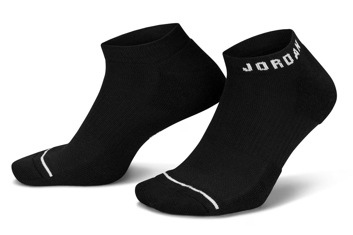 エブリデイ ノーショウ ソックス ジョーダン 【DX9656-010】バスケ バッソク 靴下 ▲