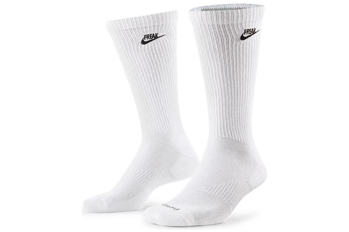 エブリデイ プラス クッションド ソックス ナイキ 【DA5065-100】 バスケ バッソク 靴下 ▲