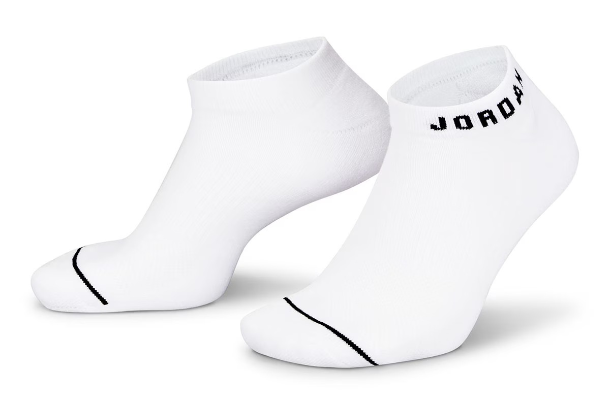 エブリデイ ノーショウ ソックス ジョーダン 【DX9656-100】バスケ バッソク 靴下 ▲